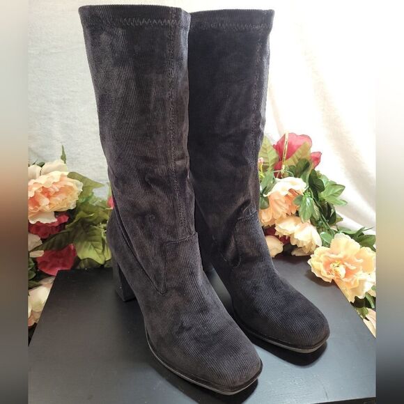 NIB Sbicca Grandfield Corduroy Boot - Picture 2 of 12